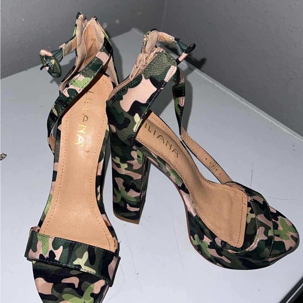 Liliana Women's Camouflage High Heel Sandals